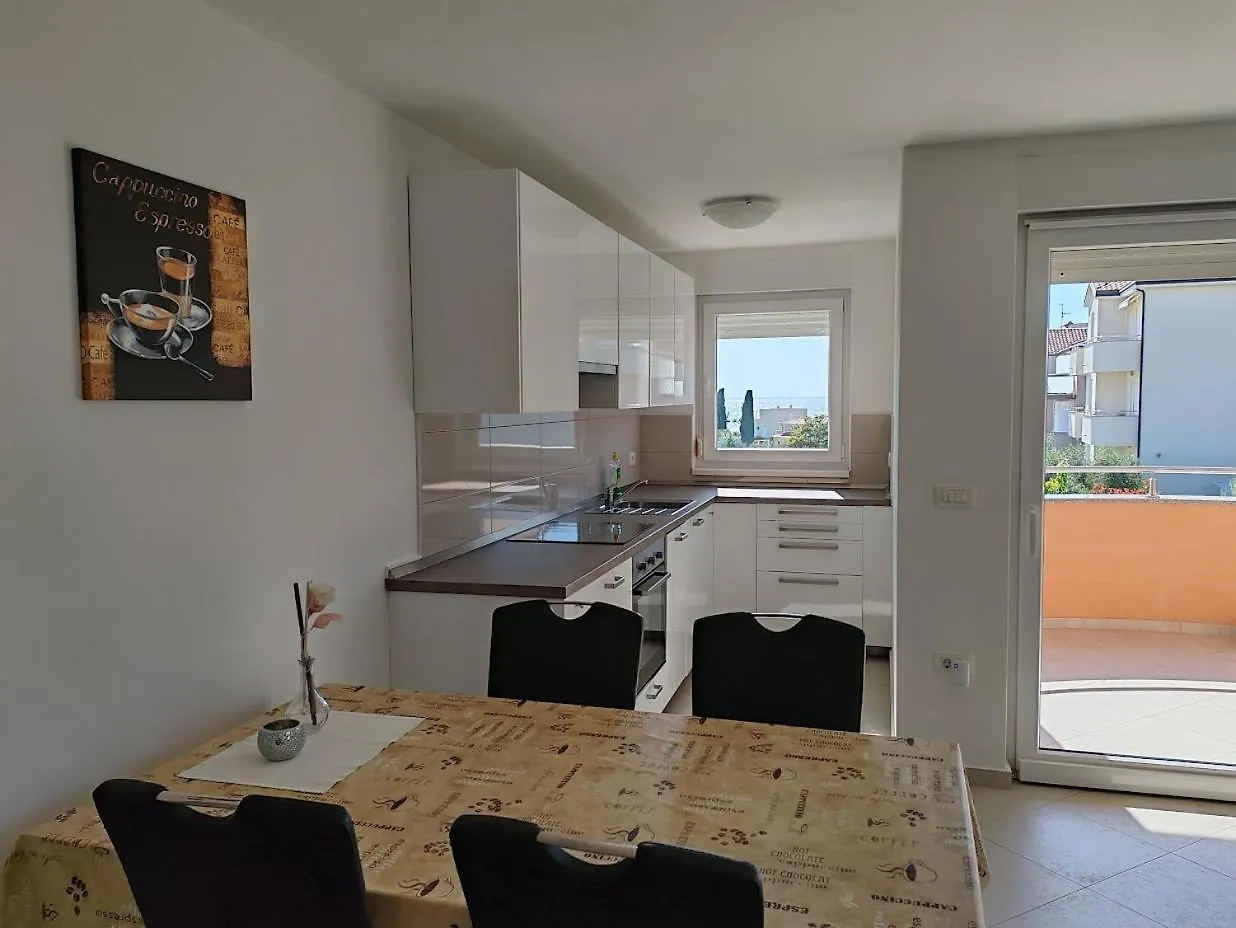 Apartments Oleander Lovrecica-Residence With Pool