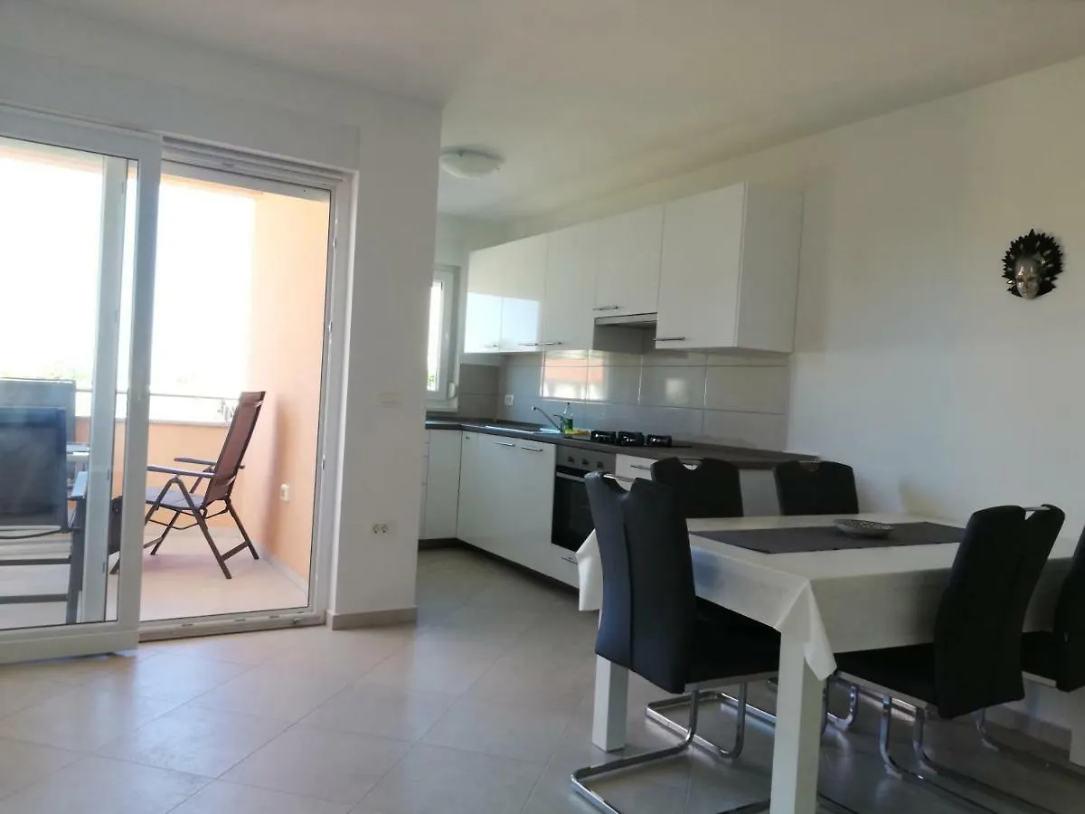 Apartments Oleander Lovrecica-Residence With Pool